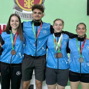 Бадминтонистите на Хасково спечелиха 8 медала от държавния шампионат