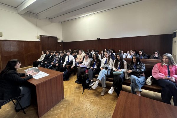 Хасковски младежи научиха за правата на потребителите