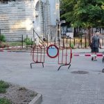 Затвориха пресечка и тротоар заради наклонения купол на „Марса“